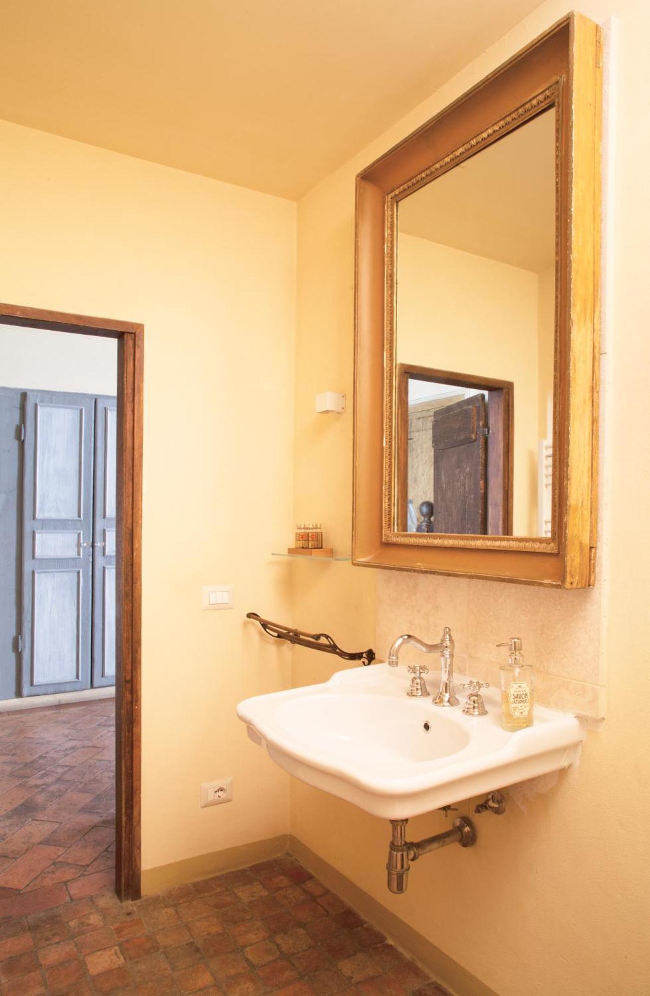 Berardi Palace Apartments Флоренция Екстериор снимка