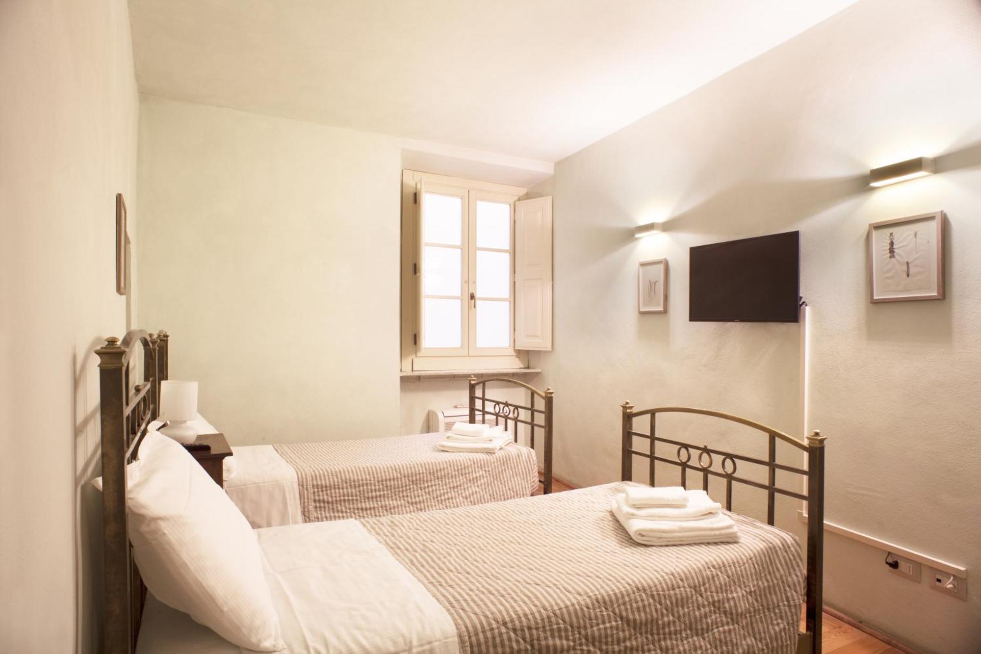 Berardi Palace Apartments Флоренция Екстериор снимка